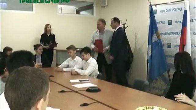 Глава города Алексей Кошаев встретился с командой многопрофильного лицея смотреть онлайн