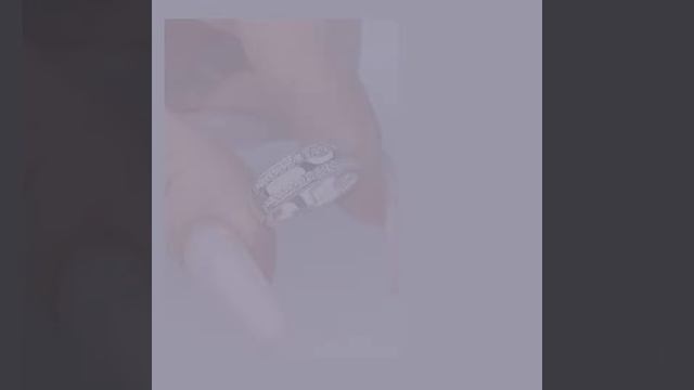 Женское серебряное кольцо с золотыми накладками с циркониями смотреть онлайн