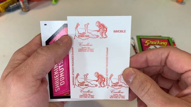 Mars Attacks Wacky Packages Series 4 Unboxing! SKETCH CARD FOUND!! смотреть онлайн