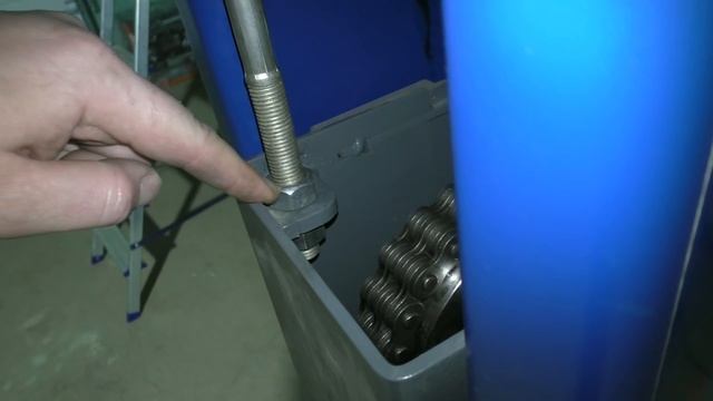 проект "Большой Гараж". Часть 6: установка подъемника своими руками смотреть онлайн