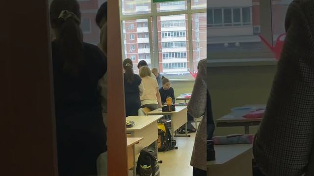 Взгляд амфибрахия смотреть онлайн