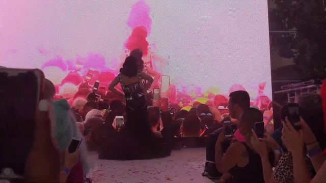 Violet Chachki - Untoxicated - Vancouver Pride 2019 смотреть онлайн