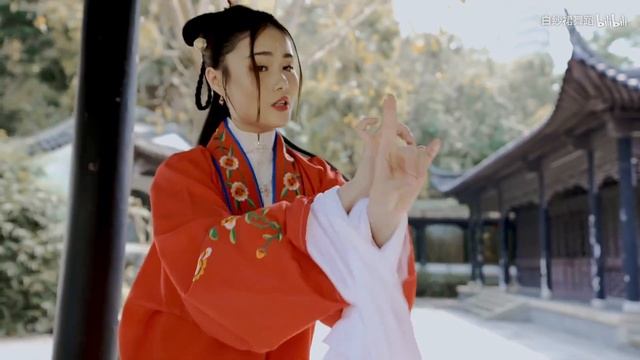 Chinese Classical Dance - Fan Hua Chang Bian