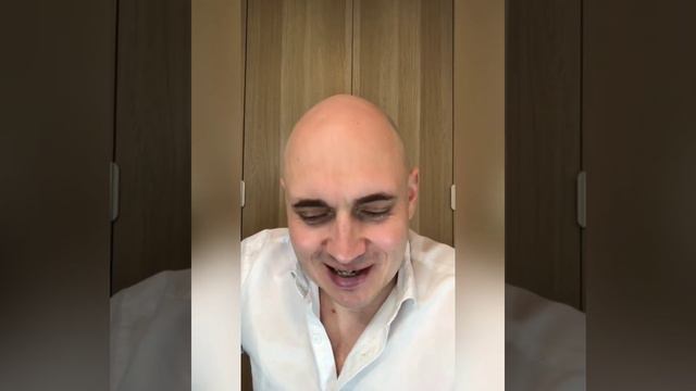 Почему мужчина так делает? смотреть онлайн