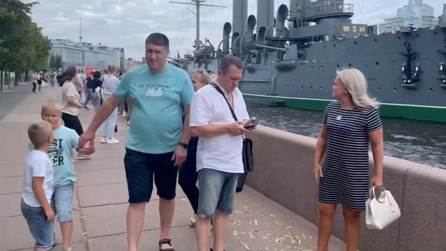 Первый раз в Санкт-Петербурге смотреть онлайн