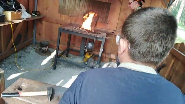 Учимся кузнецкому мастерству, первая поделка смотреть онлайн
