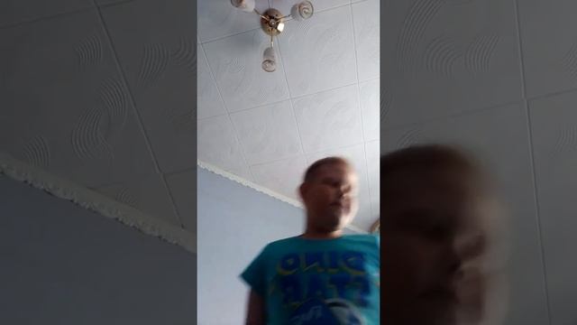 уроки от Кирилла как построить дом из подушек смотреть онлайн