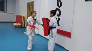 Стоит ли девочкам заниматься карате?