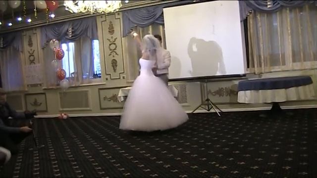 Свадебный танец Лизы и Никиты смотреть онлайн