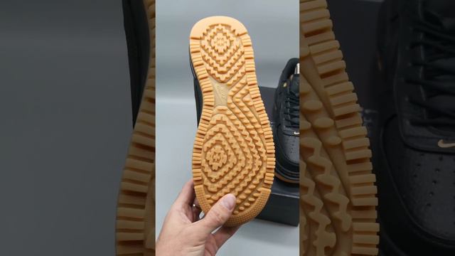 Nike Air Force 1 Luxe Low