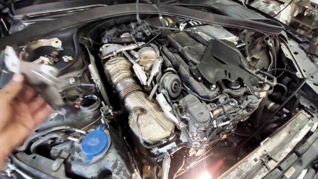 MERCEDES W222 OM656 заміна помпи охолодження смотреть онлайн