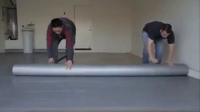 Резиновое рулонное покрытие в гараже и автосервисе RTI Today