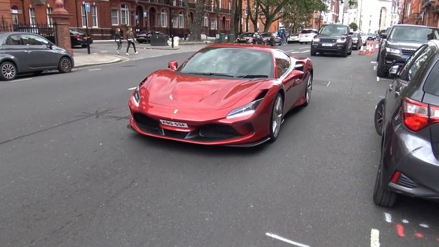 Supercars in London-F8 Tributo vs Lamborghini Huracán Evo.2020 смотреть онлайн