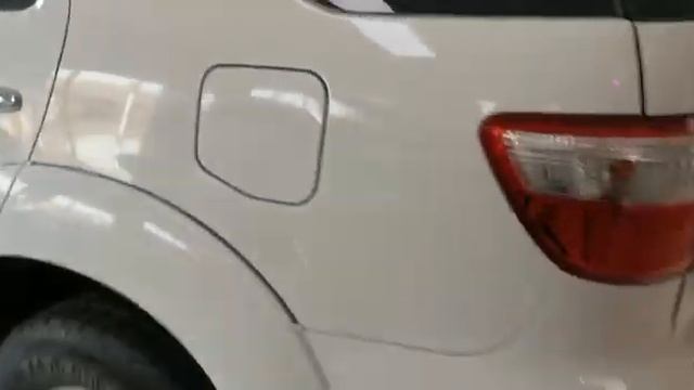 2012 TOYOTA FORTUNER 4.0 V6 AUTO 4X4 смотреть онлайн