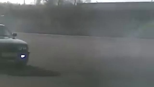 Дрифт бмв е32 735 смотреть онлайн