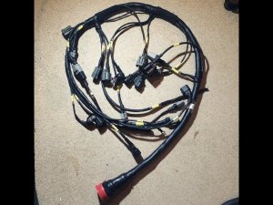 Учусь плести спортивную проводку! Салонная коса своими руками на Газель старого образца