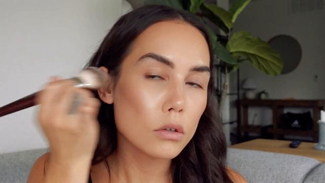 chantecaille holiday '22 lotus collection review + full face | alexa chan смотреть онлайн