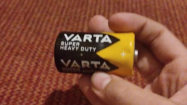 Обзор батареек типа D Varta D-08-2024-R20. смотреть онлайн