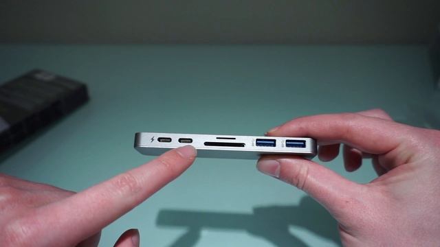 Sanho Hyperdrive USB-C Hub Unboxing for Macbook Pro смотреть онлайн