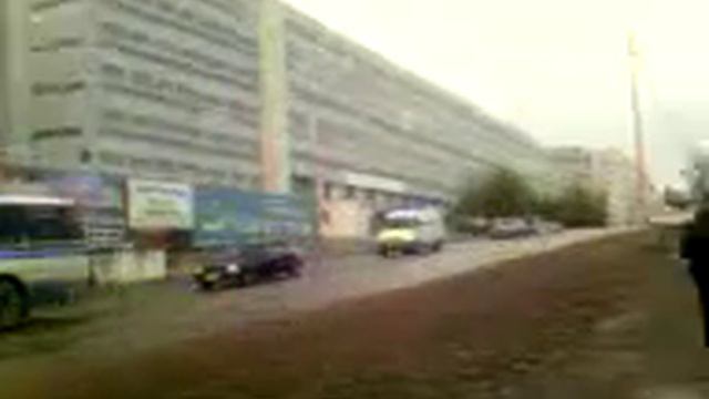 прогулка около завода смотреть онлайн