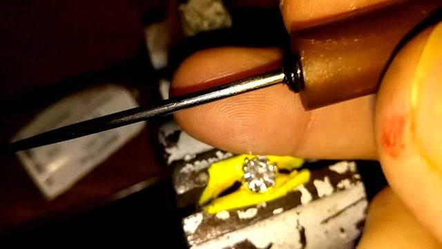 Замена камня в кольце своими руками