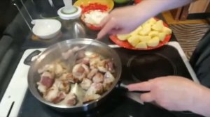 Быстрый ужин. Жаркое из обезжиренной свиной лопатки и овощей.