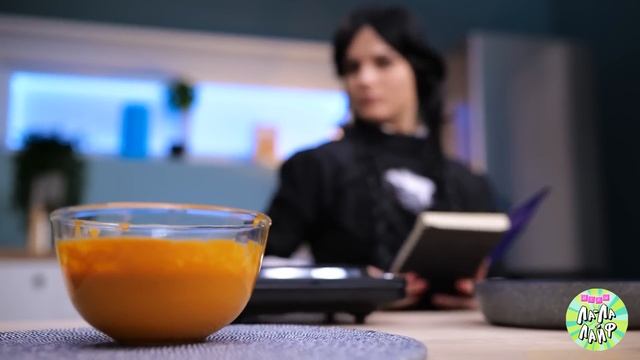 СЕКРЕТЫ УХОДА ЗА ПИТОМЦАМИ! Отпадные гаджеты для вашей собаки и кошки от Ла-Ла Лайф смотреть онлайн