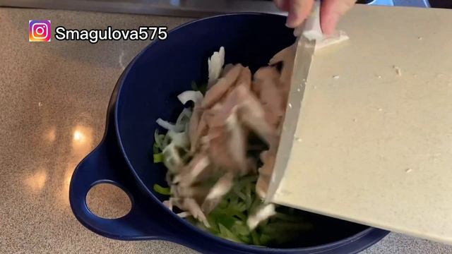 Куриный салат с болгарским перцем.Вкусный и простой рецепт салат на праздничный стол. смотреть онлайн