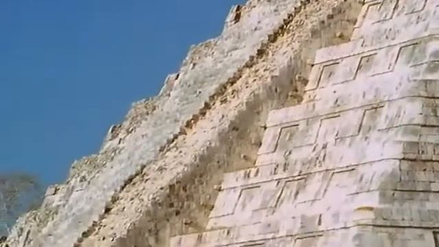 Город-музей Чичен-Ица: история и достопримечательности / Мексика смотреть онлайн
