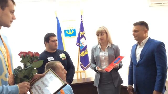 Сколько платит городской совет за золото и бронзу? смотреть онлайн