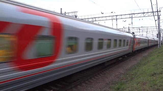 200-е видео! ЭП2К-258 с поездом №026Г Москва — Ижевск смотреть онлайн