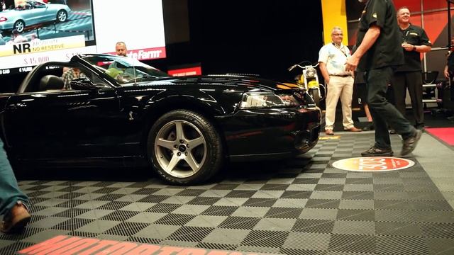 Buying Classic Cars at Mecum Dallas смотреть онлайн