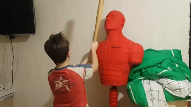 Герман против бесбольной биты смотреть онлайн