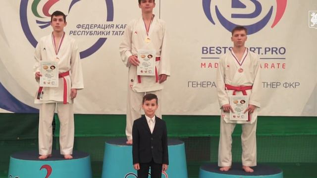 С днем защиты детей, Казань! смотреть онлайн