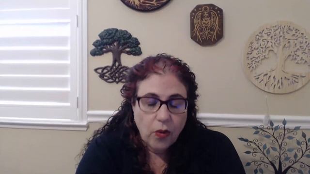 Spirit Speaks, What is the difference between Oracle Cards and Tarot cards? Crown Chakra bowl смотреть онлайн