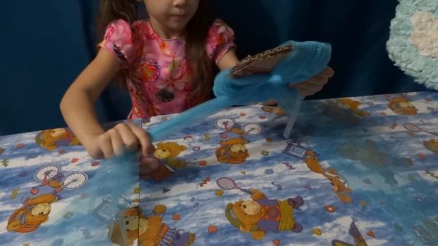 как сделать Помпоны из фатина для украшения помещения смотреть онлайн