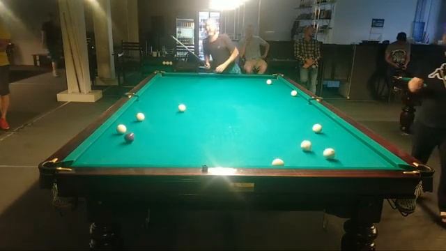 Русский Бильярд. Колхоз По 1000. лузы 69 сукно Симона)