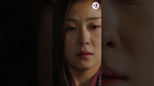 Позвал в королевы #shorts смотреть онлайн