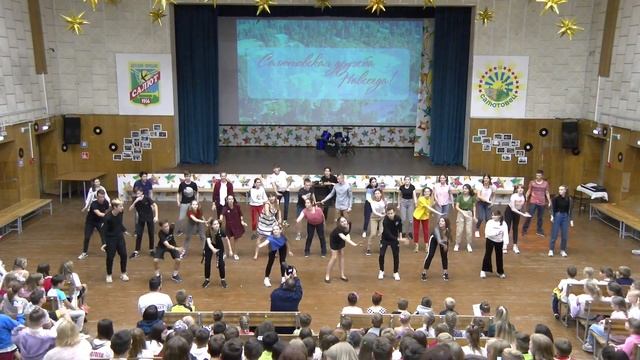 Барбарики. Танец 1 отряда смотреть онлайн