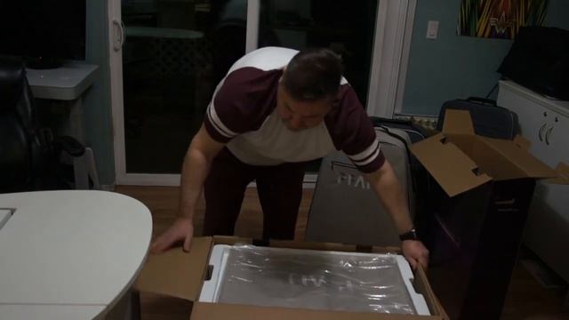 Pfaff Creative Icon 2 Unboxing смотреть онлайн