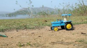 Грузовик MAN упал в яму