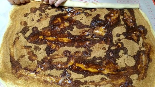 Классические НЕЖНЕЙШИЕ СИННАБОНЫ с корицей | The best easy Cinnamon Rolls смотреть онлайн