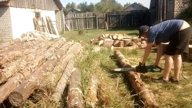 ДРОВА!ЗАГОТАВЛИВАЕМ ДРОВА!ПИЛИМ ДРОВА!ЭЛЕКТРОПИЛА MAKITA!Жизнь в деревне! смотреть онлайн