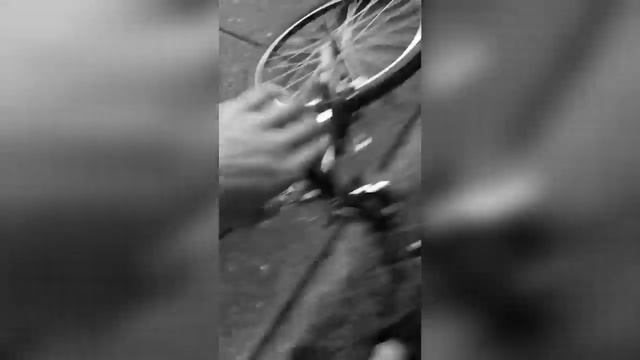 Officer Demands ID For Being New In Town смотреть онлайн