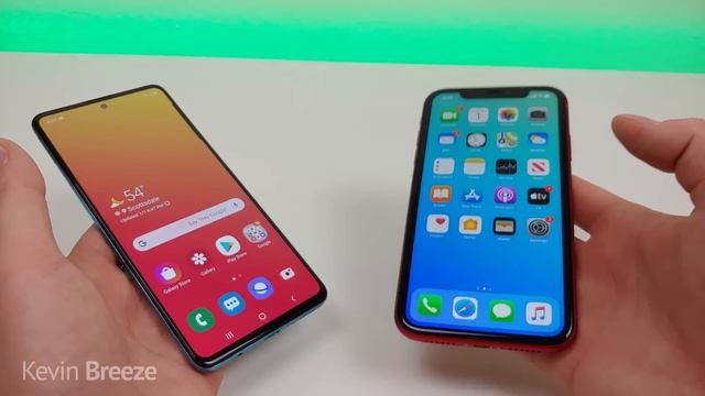 Samsung Galaxy A51 vs iPhone 11 - Who Will Win? смотреть онлайн