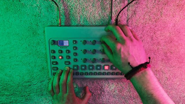 Elektron Model:Cycles - Deep techno jam смотреть онлайн