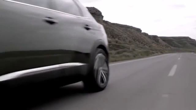 Peugeot 3008 GT vs Infiniti QX30 Sport смотреть онлайн