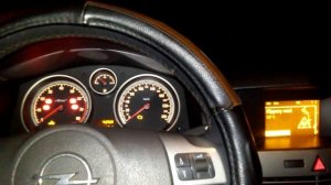 Опель астра h не крутит стартер