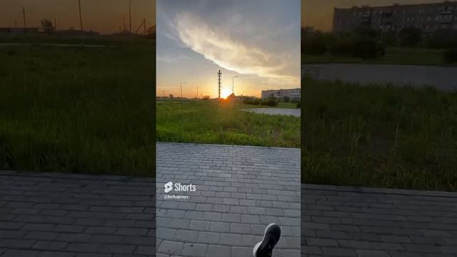 Любуемся закатом 🌅#vlog #live #shorts смотреть онлайн
