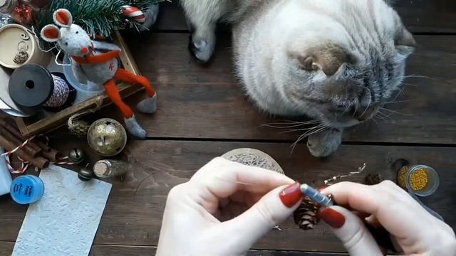 Новогодняя открытка в виде елочного шарика/Скрапбукинг смотреть онлайн